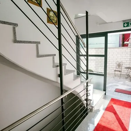 Heilbronner Am Schoenen Theater Gæstehus 3*