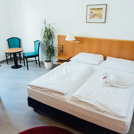 Heilbronner Am Schoenen Theater Heilbronn