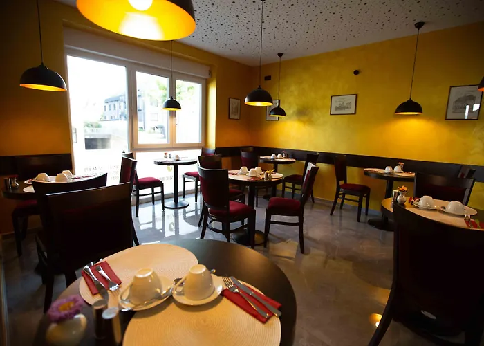 Heilbronner Am Schoenen Theater 3* Heilbronn