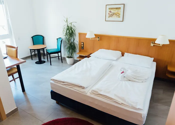 Heilbronner Am Schoenen Theater Heilbronn